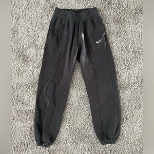 Nike Sweatpants